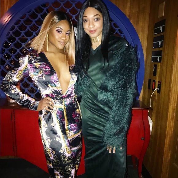 Pattern jumpsuit - Picture 2 of 3